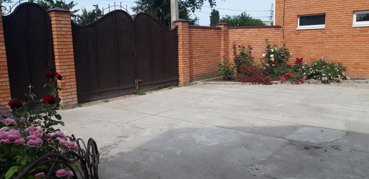 Квартира-Студия В Г. Кропивницком Kirovograd Exterior foto